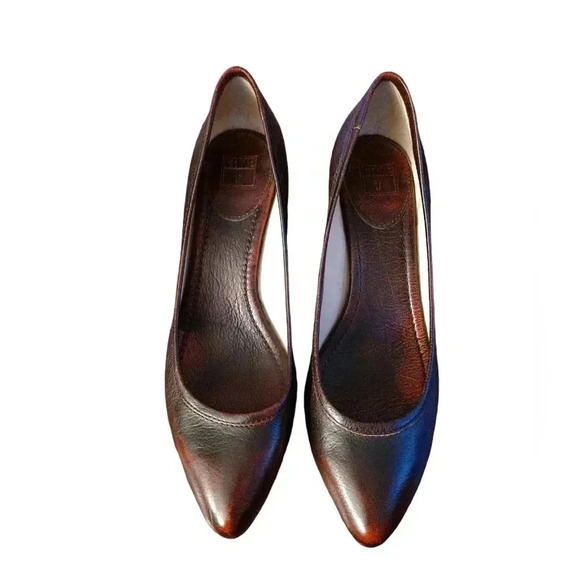 Frye Regina pump in distressed brown - Picture 2 of 4